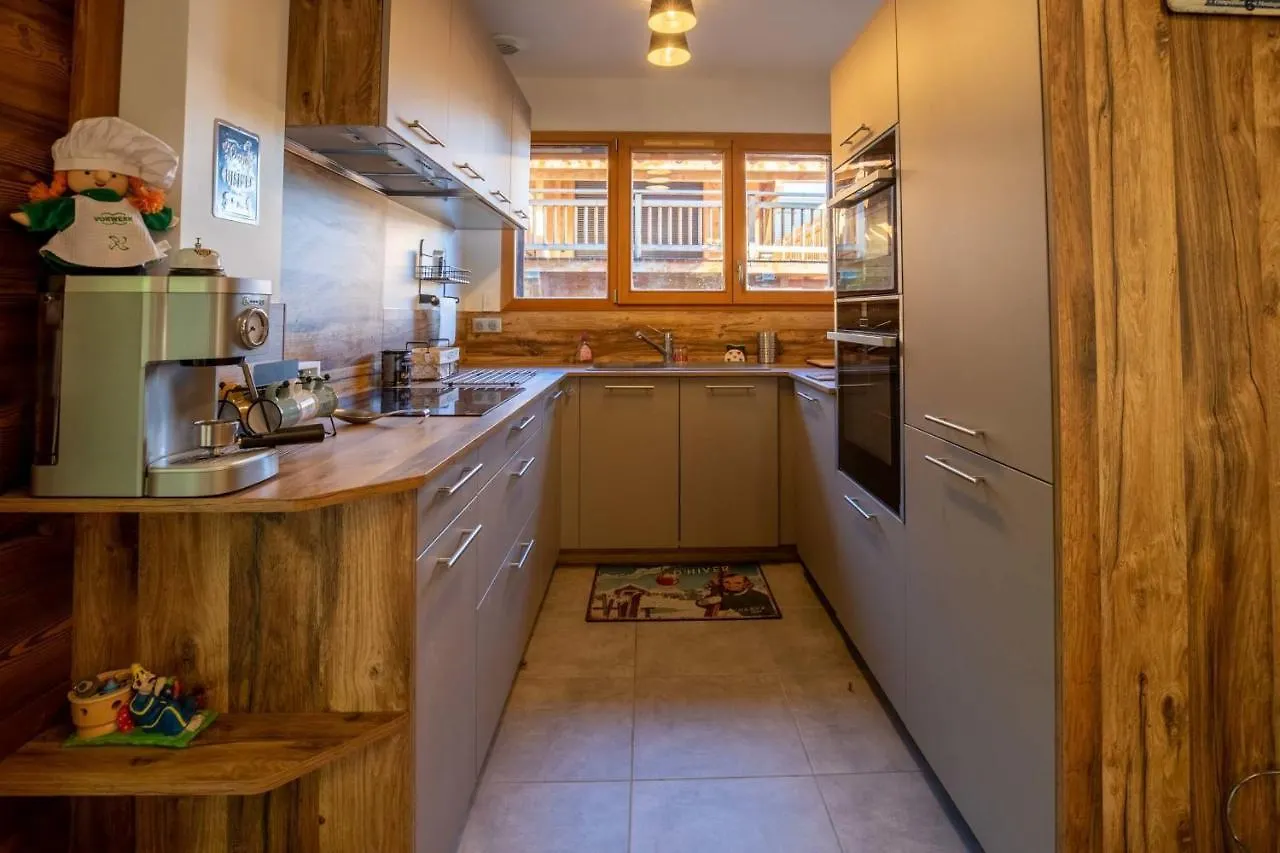 Chalet Des Anges With Outside Hot Tube ! Мерибель Апартаменты