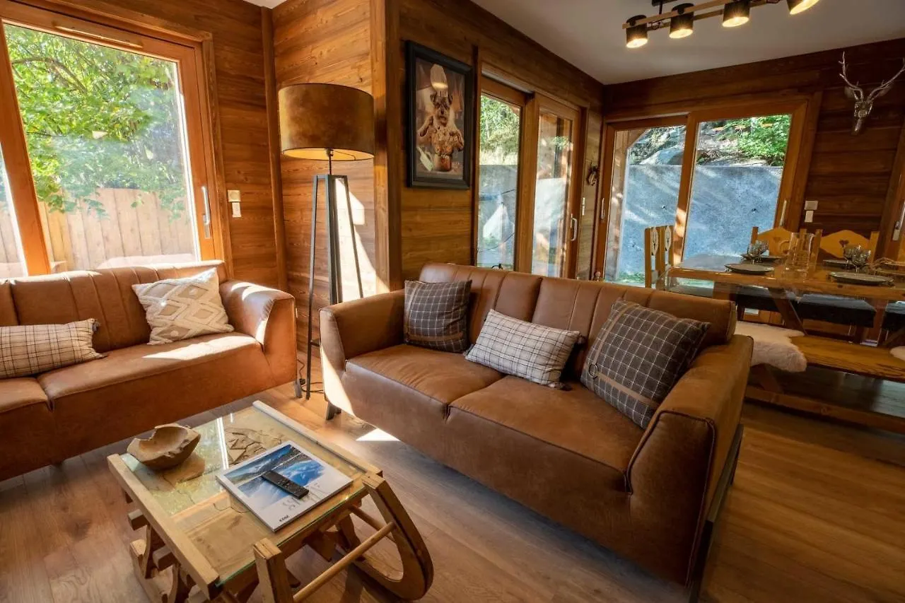 Chalet Des Anges With Outside Hot Tube ! Мерибель Апартаменты