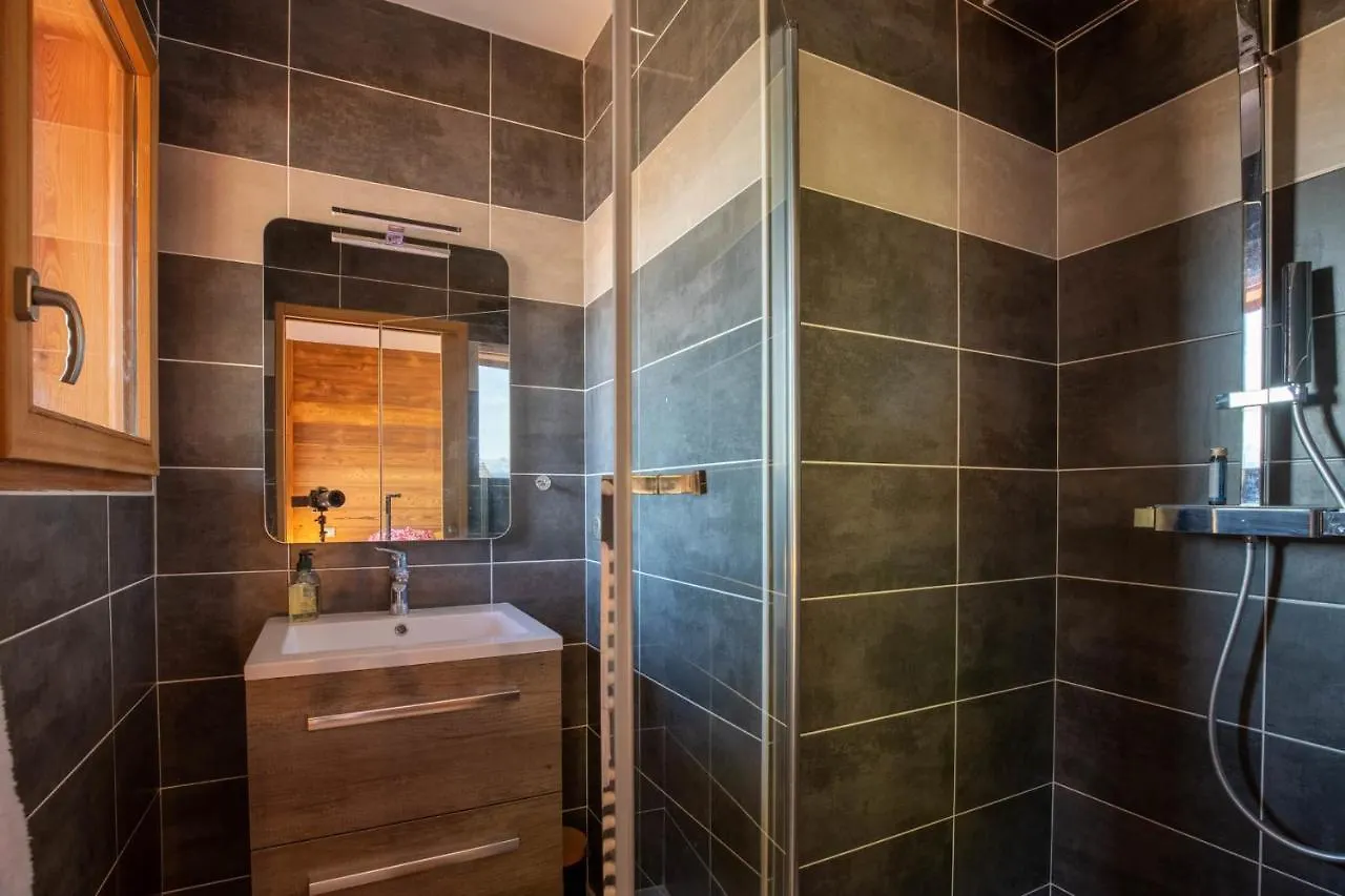 Chalet Des Anges With Outside Hot Tube ! Мерибель